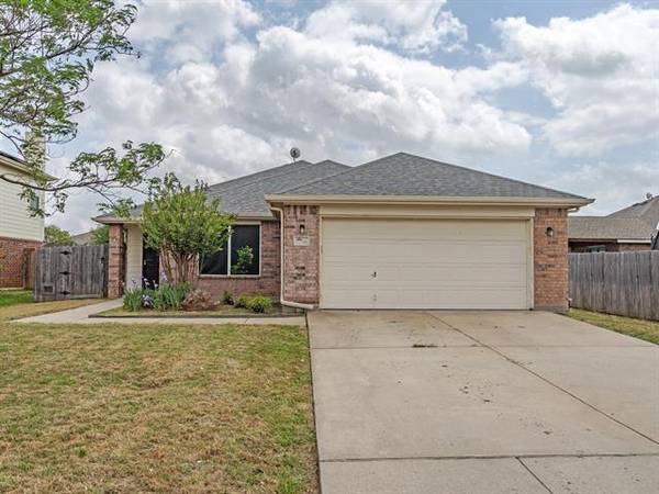 221 Bay Meadows Court, Ponder, TX 76259