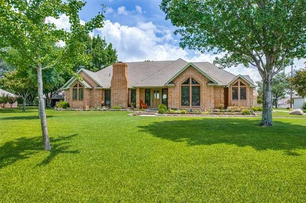 120 Tamarron Drive, Lakeside, TX 76135