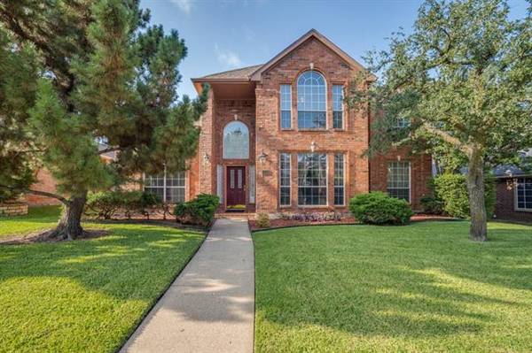 1113 Hunters Creek Drive, Carrollton, TX 75007