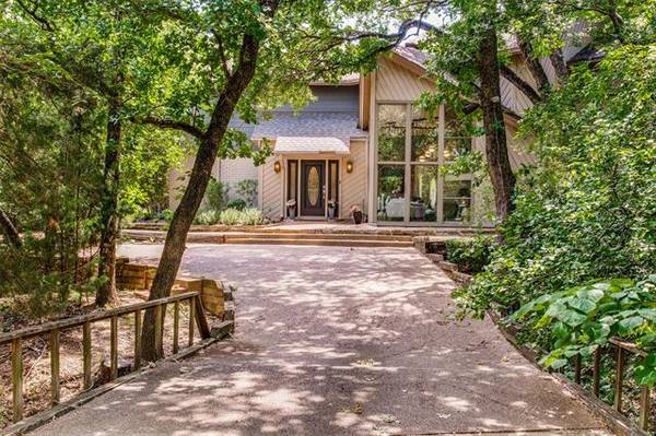 1654 Creekside Drive,  Southlake,  TX 76092