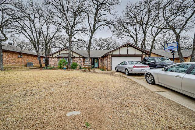 2112 Bainwood Trail, Arlington, TX 76015