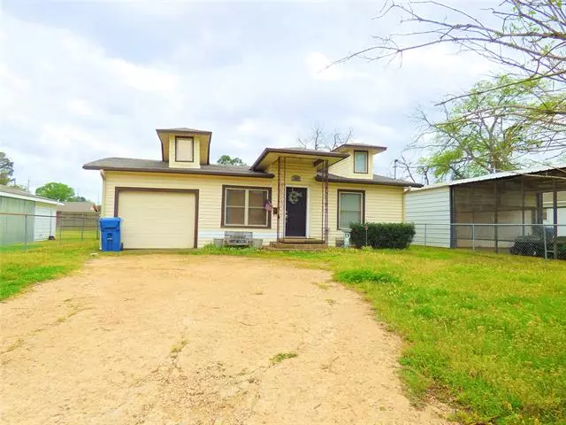 106 Stella, Mount Pleasant, TX 75455