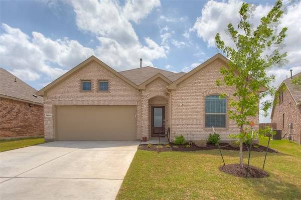 14809 Wishing Well Court, Fort Worth, TX 76052