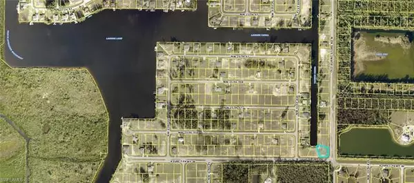 Cape Coral, FL 33993,3913 Kismet PKY W