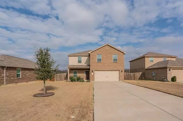 Venus, TX 76084,115 Houston Place