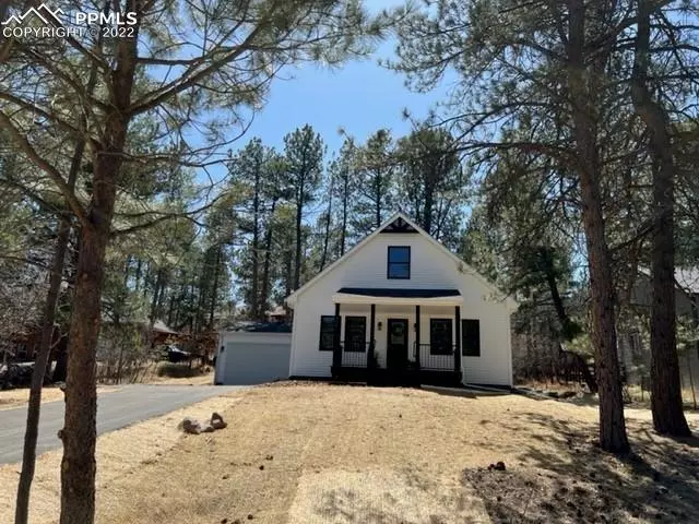 Larkspur, CO 80118,950 Tenderfoot DR