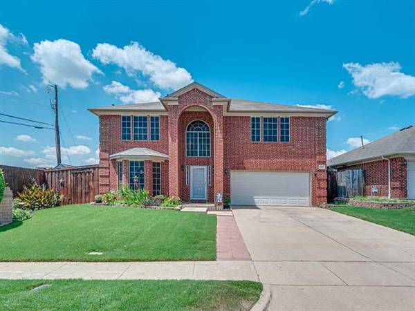 4217 Bent Oaks Drive, Arlington, TX 76001