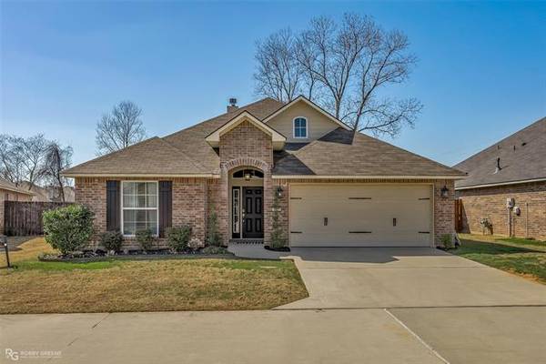 9812 Shadybrooke Drive, Shreveport, LA 71115