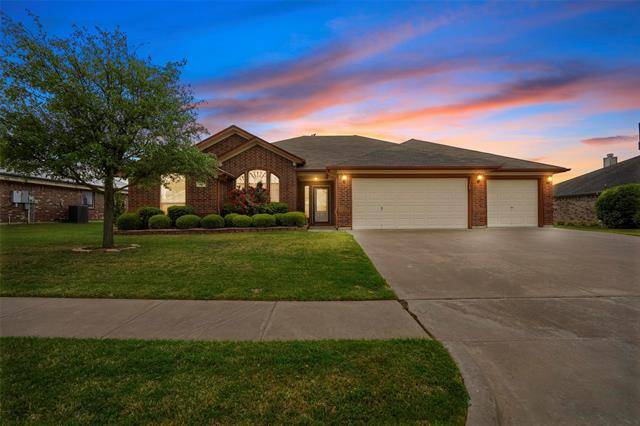 613 W Sheila Circle, Joshua, TX 76058