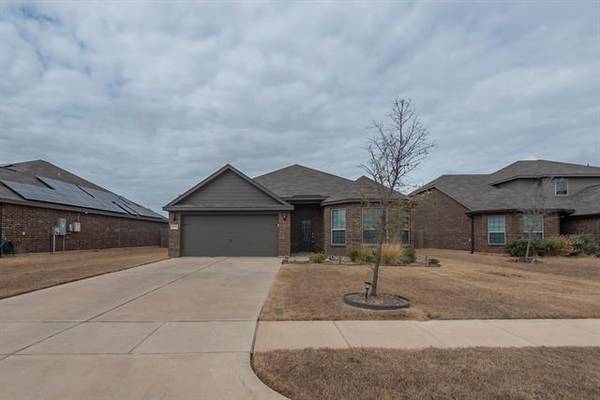 1524 Millennium Drive, Crowley, TX 76036