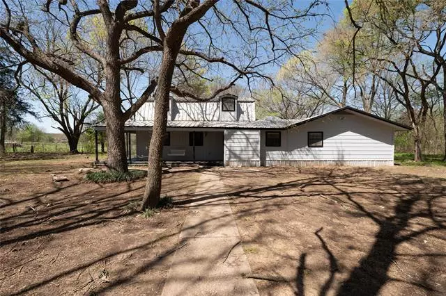 6105 County Road 809, Cleburne, TX 76031