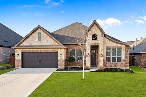 5209 Distant View Drive, Fort Worth, TX 76123