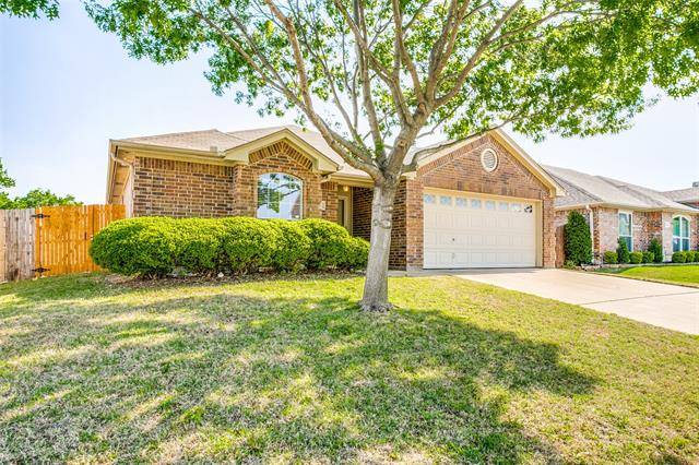 772 Bur Oak Drive, Burleson, TX 76028