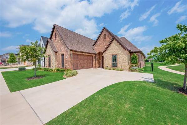 2413 Colonial Lane, Midlothian, TX 76065