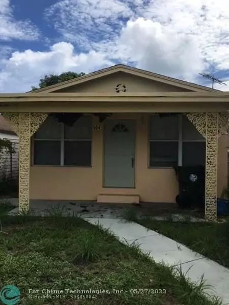 504 N E St, Lake Worth Beach, FL 33460