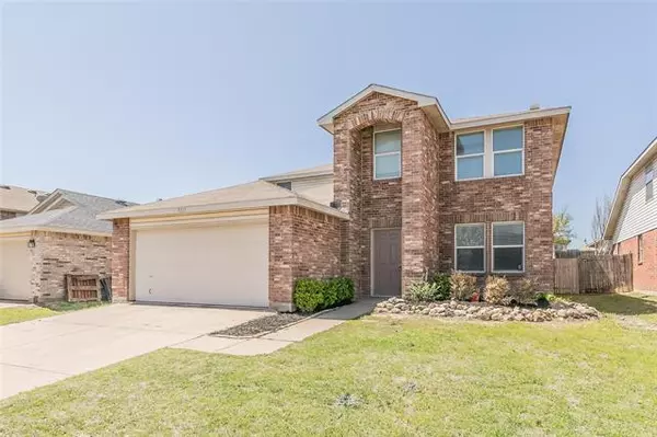 5213 Blue Quartz Road, Fort Worth, TX 76179