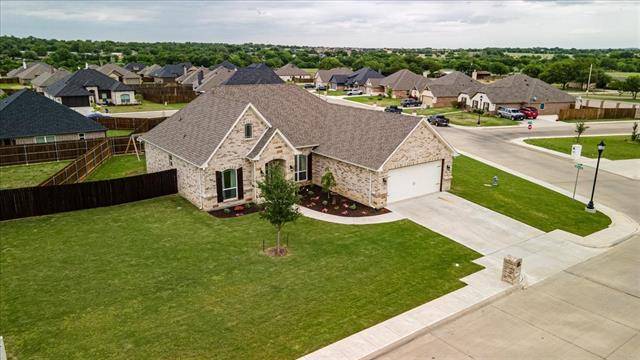 200 Bayless Avenue, Godley, TX 76044