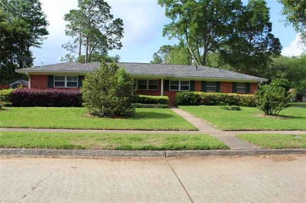 5803 River Road, Shreveport, LA 71105