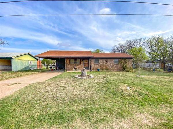 708 S 7th Street, Haskell, TX 79521