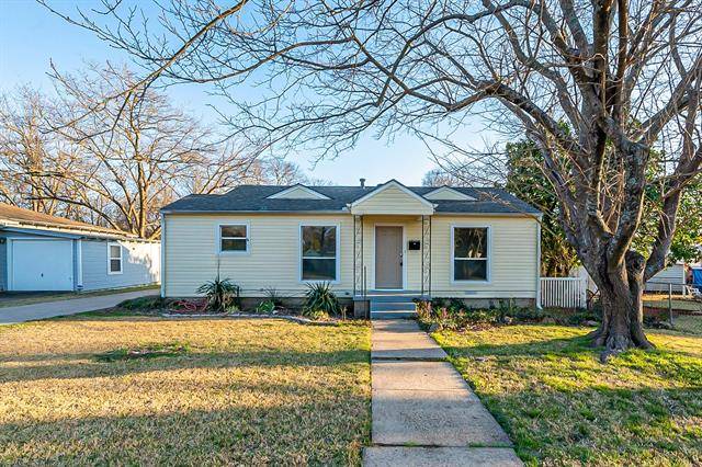 218 W 7th Street, Lancaster, TX 75146