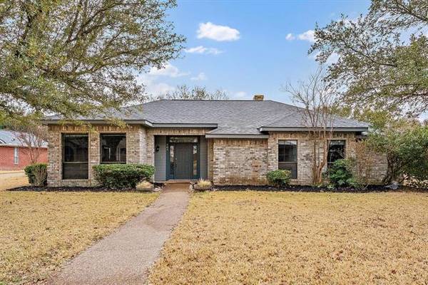 704 Wheatland Drive, Waco, TX 76657