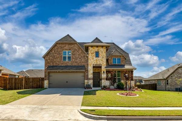 517 Northwood Drive, Oak Point, TX 75068