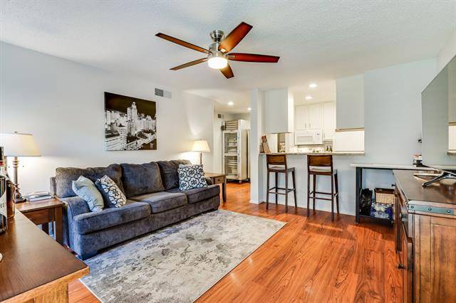 1810 N Garrett Avenue #104, Dallas, TX 75206