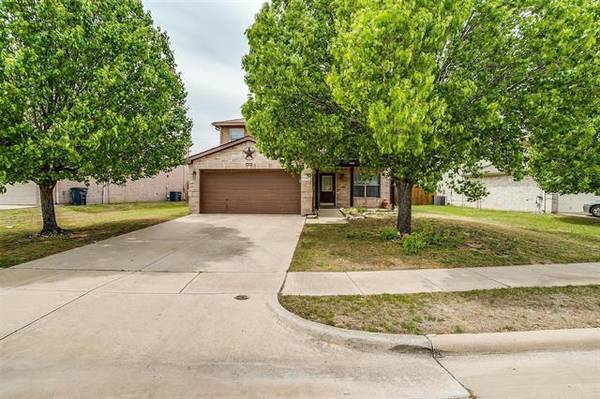 5201 Placid Drive, Haltom City, TX 76117