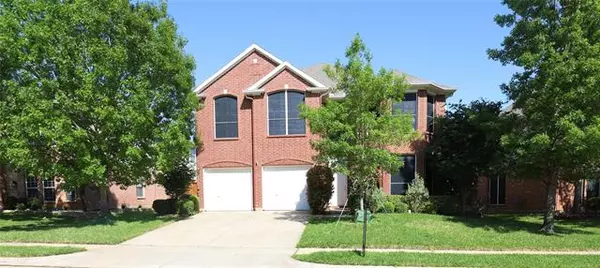 2200 Royal Oak Drive, Bedford, TX 76021