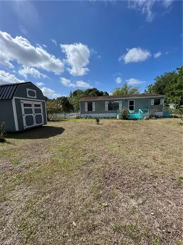 Moore Haven, FL 33471,1045 Aqua LN