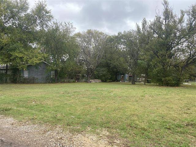 430 Sabine Avenue, Cleburne, TX 76031