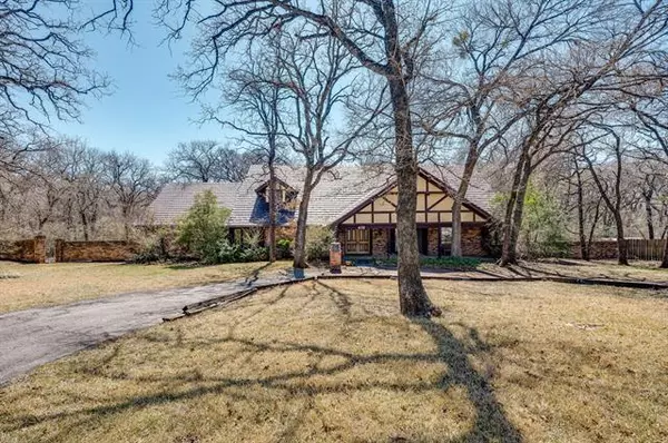 418 E Beady Road,  Arlington,  TX 76006