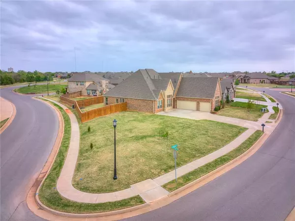 Edmond, OK 73013,2500 Cordgrass Lane