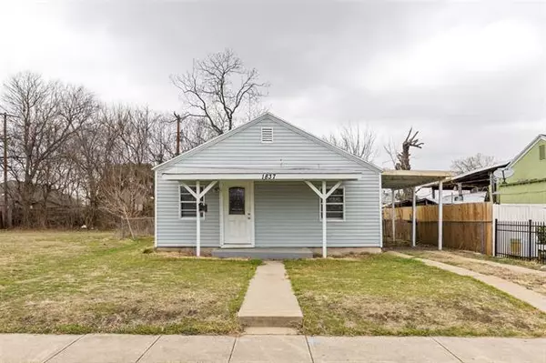 1837 Carver Avenue, Fort Worth, TX 76102