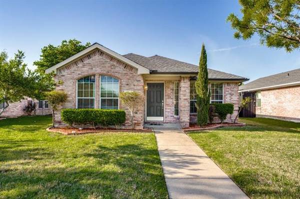 707 Donny Brook Drive, Wylie, TX 75098