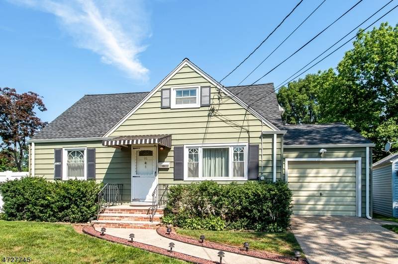 16 Koehler Dr, South Bound Brook Boro, NJ 08880