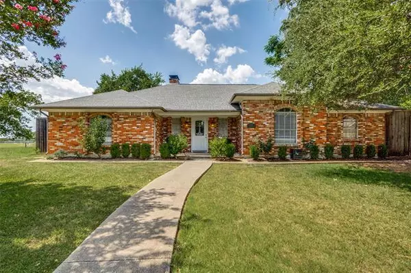 12625 Wharton Drive, Dallas, TX 75243