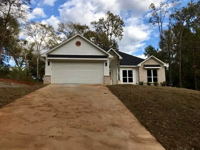 Whitehouse, TX 75791,1305 Woodland Hills Drive