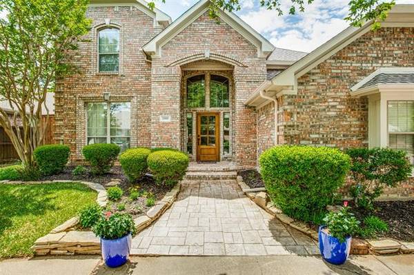 2909 Meadow Glen Drive, Flower Mound, TX 75022