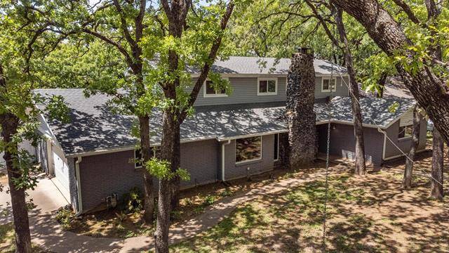 1209 Brookside Drive, Hurst, TX 76053