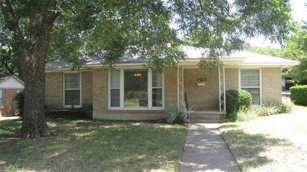 720 Thomas Street, Denton, TX 76201