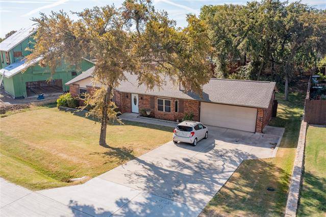 650 Woodcrest Lane, Lakewood Village, TX 75068