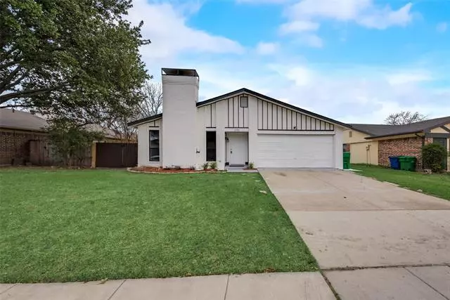 2230 Bowie Drive, Carrollton, TX 75006