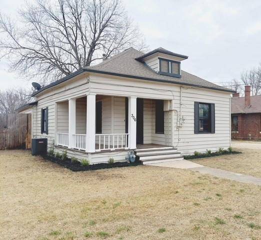 306 Farley Street, Waxahachie, TX 75165