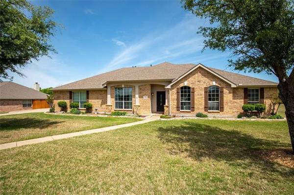 205 Equestrian Court, Fate, TX 75087