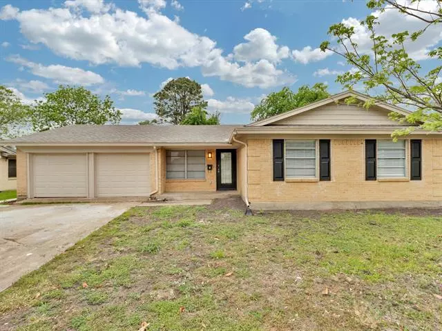 105 Roma Drive, Garland, TX 75041