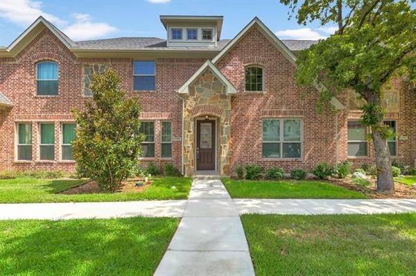 5228 Park Drive, River Oaks, TX 76114