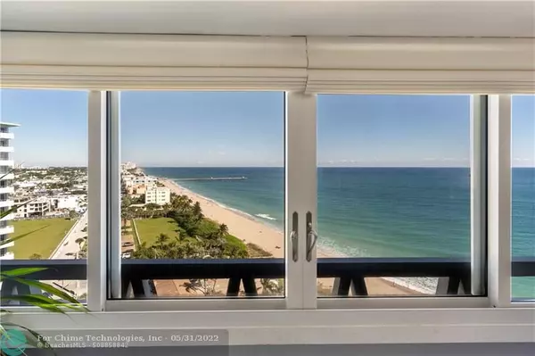 Lauderdale By The Sea, FL 33308,3900 N Ocean Dr  #14B