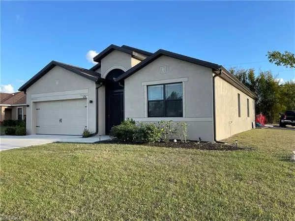 Cape Coral, FL 33991,1214 Trafalgar PKY