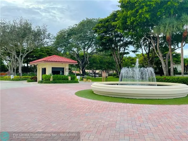 21765 TOWN PLACE Drive, Boca Raton, FL 33433